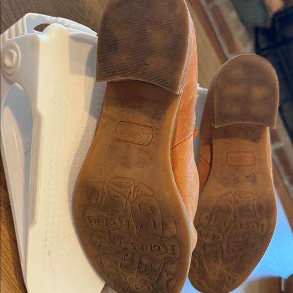 Korks by Kork-Ease Tea Distressed Leather Chelsea Ankle Booties in Tan - Picture 4 of 5